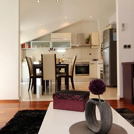 Josipa Apartamento *